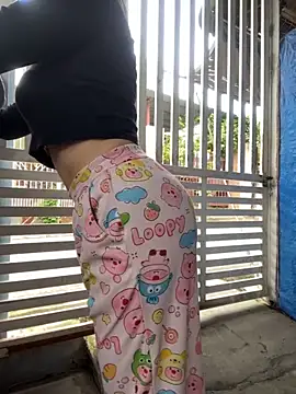 Snapshot of FishingGirl chatting on October 1, 4:18 am FishingGirl online show from October 1, 4:18 am