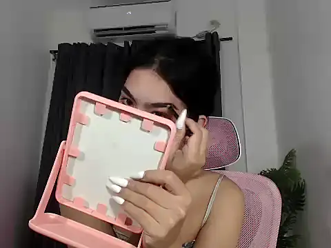 Snapshot of sexygoddess2999 chatting on September 27, 6:35 pm sexygoddess2999 online show from September 27, 6:35 pm