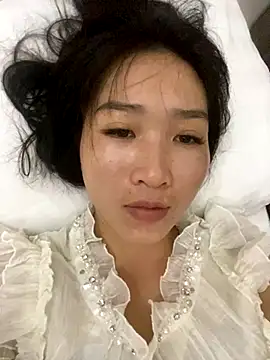 Snapshot of oneyou_400 chatting on September 18, 1:35 pm oneyou 400 online show from September 18, 1:35 pm