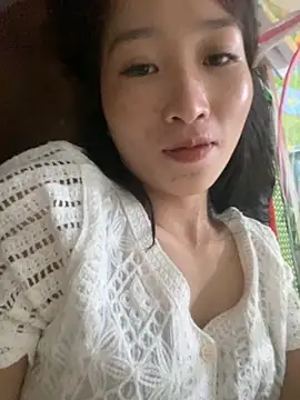 Snapshot of oneyou_400 chatting on October 7, 12:57 pm oneyou 400 online show from October 7, 12:57 pm