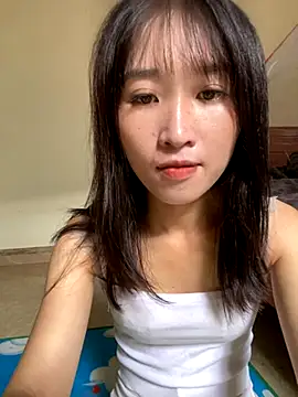 Snapshot of oneyou_400 chatting on October 9, 3:37 am oneyou 400 online show from October 9, 3:37 am