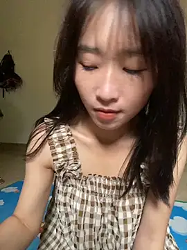 Snapshot of oneyou_400 chatting on October 19, 2:12 am oneyou 400 online show from October 19, 2:12 am