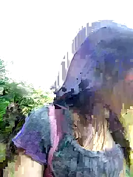 Snapshot of oneyou_400 chatting on November 28, 1:41 am oneyou 400 online show from November 28, 1:41 am