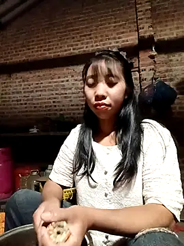 emaame68 online show from November 28, 12:08 pm