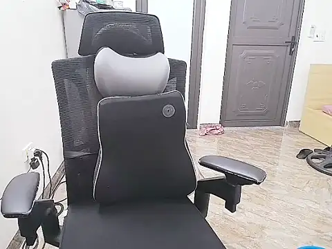 Shulee21 online show from October 30, 3:19 am