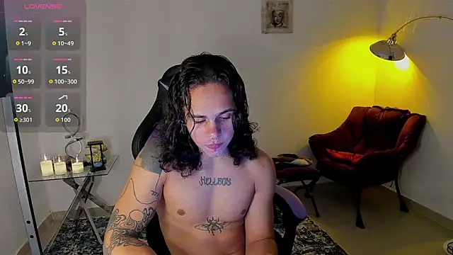 Maximiliano scoott   online show from November 18, 12:05 am