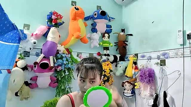 emgaixinhngoan online show from October 28, 11:40 pm