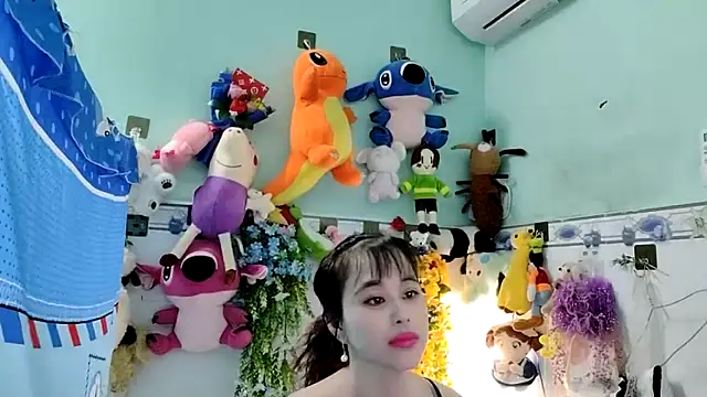 emgaixinhngoan online show from October 31, 3:29 am