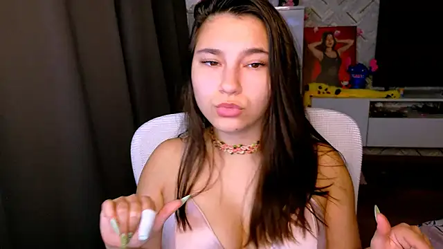 Snapshot of Arianna_Grend chatting on October 14, 10:05 am Arianna Grend online show from October 14, 10:05 am