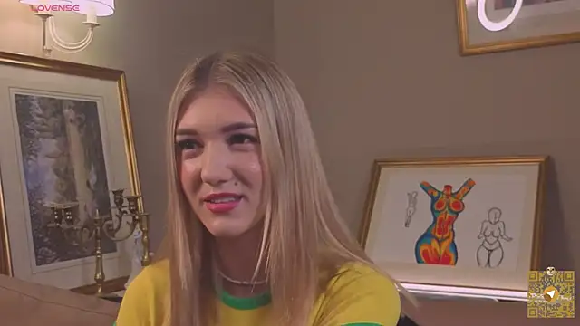 BeatrixGummer online show from October 5, 8:18 pm