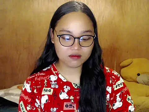  Lylia online show from October 31, 9:27 pm