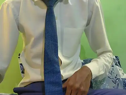 Snapshot of rockyy23boy chatting on October 25, 9:28 am rockyy23boy online show from October 25, 9:28 am