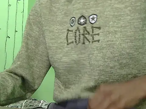 Snapshot of rockyy23boy chatting on November 3, 4:58 am rockyy23boy online show from November 3, 4:58 am