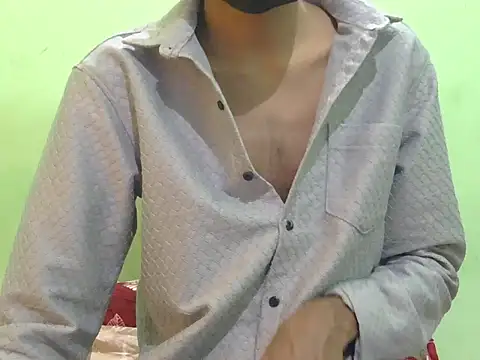 Snapshot of rockyy23boy chatting on November 7, 10:10 pm rockyy23boy online show from November 7, 10:10 pm