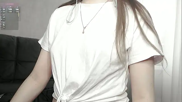 cute elfy  online show from October 23, 11:31 am