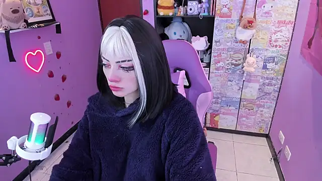 Vero Osb  online show from September 30, 11:10 pm