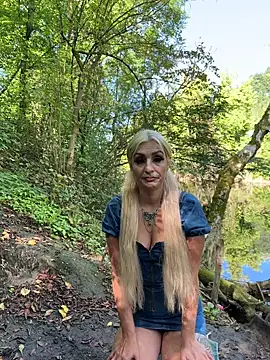 Snapshot of sexycouples35 chatting on September 12, 10:26 am sexycouples35 online show from September 12, 10:26 am