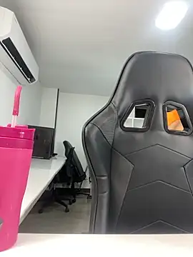 megan bigboobs  online show from October 21, 10:38 am