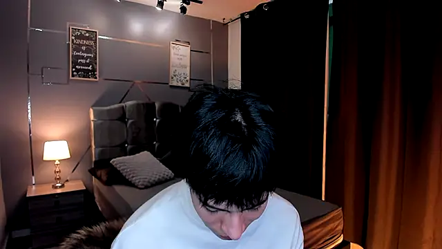 Christopher 77 online show from September 20, 4:19 pm