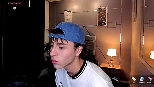 Christopher 77 online show from October 8, 12:36 pm