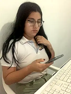 Velma star online show from October 6, 10:45 am