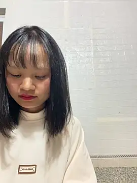 Daisy018 online show from October 24, 6:10 am