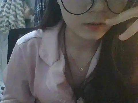 Linzly online show from October 23, 5:12 pm