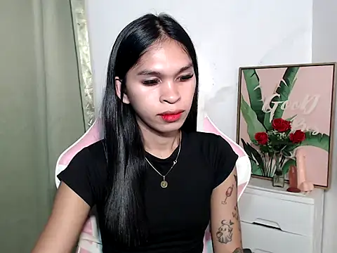 Snapshot of sexloverxxz chatting on October 24, 9:28 am sexloverxxz online show from October 24, 9:28 am