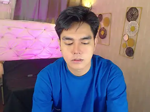 Snapshot of JakeXolsen chatting on November 11, 7:47 pm JakeXolsen online show from November 11, 7:47 pm