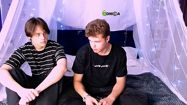 Snapshot of lucas_long_ chatting on September 16, 5:19 am lucas long online show from September 16, 5:19 am