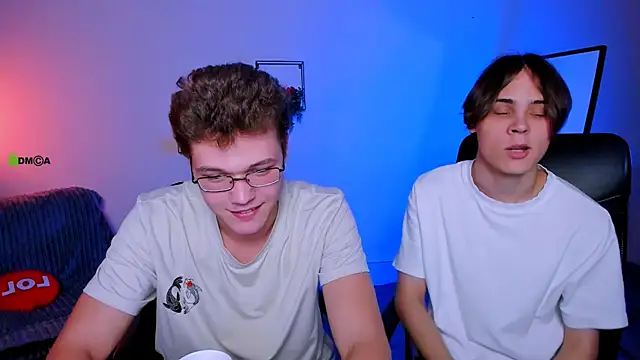 Snapshot of lucas_long_ chatting on September 18, 12:51 pm lucas long online show from September 18, 12:51 pm