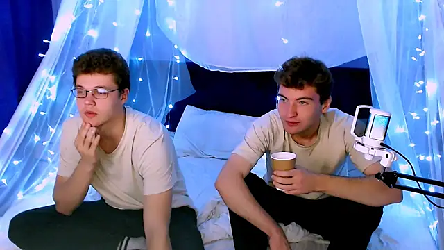 Snapshot of lucas_long_ chatting on September 20, 11:06 pm lucas long online show from September 20, 11:06 pm