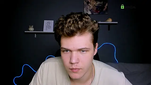 Snapshot of lucas_long_ chatting on September 25, 12:53 pm lucas long online show from September 25, 12:53 pm