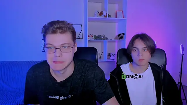 Snapshot of lucas_long_ chatting on October 10, 7:35 pm lucas long online show from October 10, 7:35 pm