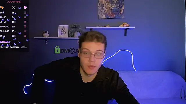 Snapshot of lucas_long_ chatting on October 13, 12:38 pm lucas long online show from October 13, 12:38 pm