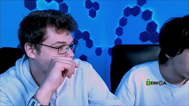 Snapshot of lucas_long_ chatting on November 24, 9:31 am lucas long online show from November 24, 9:31 am