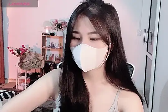 Snapshot of ___Daisy___ chatting on October 12, 2:49 pm Daisy online show from October 12, 2:49 pm