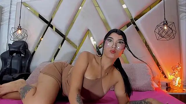 FernandaRousse online show from November 29, 6:22 pm