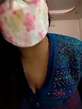 Snapshot of colleen_hoover chatting on November 27, 7:38 pm colleen hoover online show from November 27, 7:38 pm