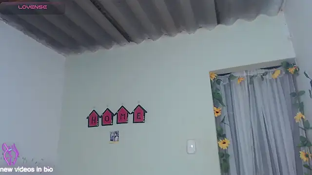 Angie Lee01 online show from October 20, 12:49 pm