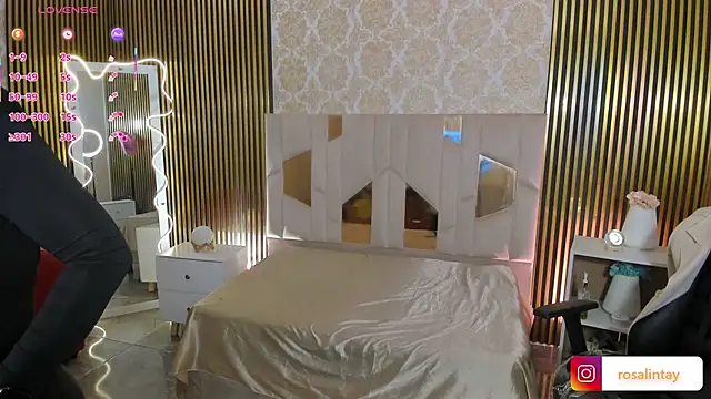 Rosalind tay online show from October 3, 11:40 am