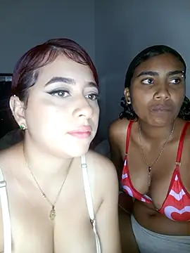 Chloe Sky love online show from October 8, 4:21 am