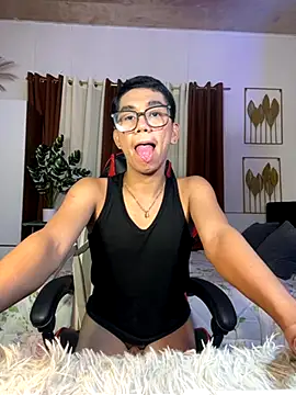 Snapshot of drinkmycumx chatting on November 14, 4:17 pm drinkmycumx online show from November 14, 4:17 pm