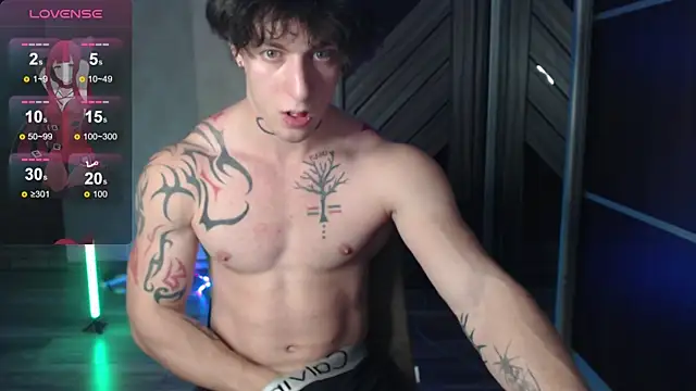 Snapshot of Brendan__Piks chatting on November 20, 7:02 pm Brendan Piks online show from November 20, 7:02 pm