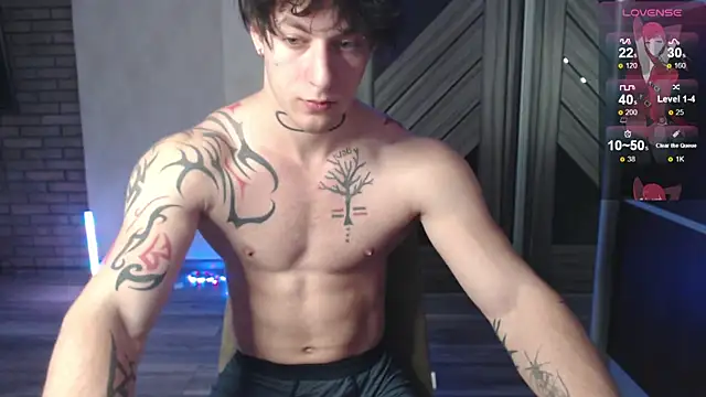 Snapshot of Brendan__Piks chatting on November 29, 9:12 am Brendan Piks online show from November 29, 9:12 am