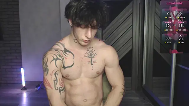 Snapshot of Brendan__Piks chatting on December 3, 6:50 pm Brendan Piks online show from December 3, 6:50 pm