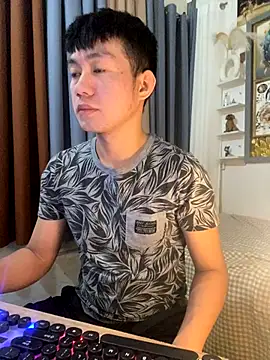 xshyboyx online show from November 20, 2:01 am