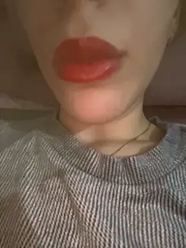 Mimisixo online show from November 5, 11:05 pm