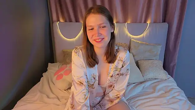 BeatrixCarIeton online show from September 17, 6:42 pm