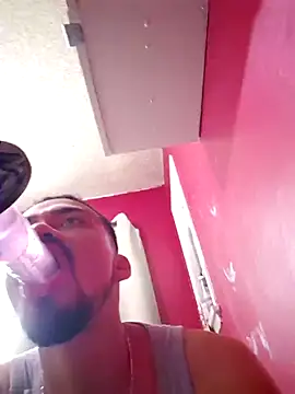 Cnutt310 online show from September 17, 5:36 pm